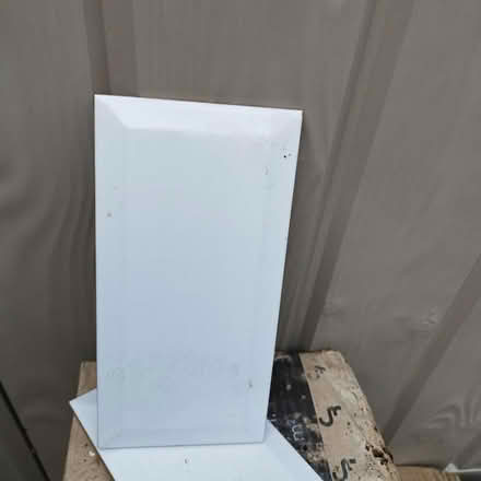 Photo of free 120 White tiles (Coulsdon (CR5)) #2