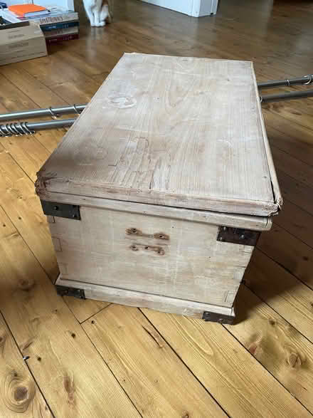 Photo of free Wooden chest (RG40 Wokingham town centre) #1
