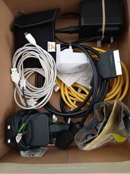 Photo of free Box of old tech leads etc. (IP31) #1