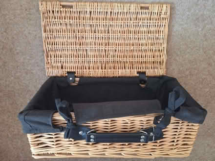 Photo of free Wicker Basket - Hamper / Picnic (Ossett WF5) #3