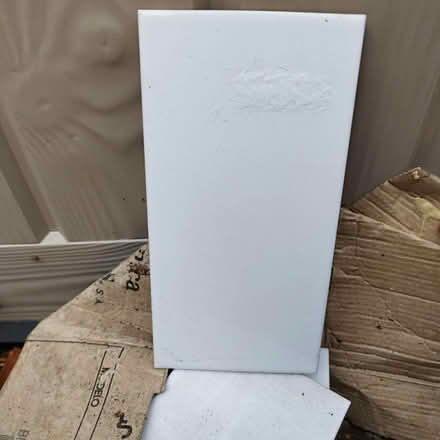 Photo of free 20 flat white tiles (Coulsdon (CR5)) #2