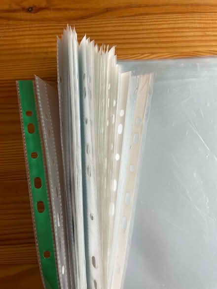Photo of free A4 + A5 pockets/sleeves + dividers (E10) #3