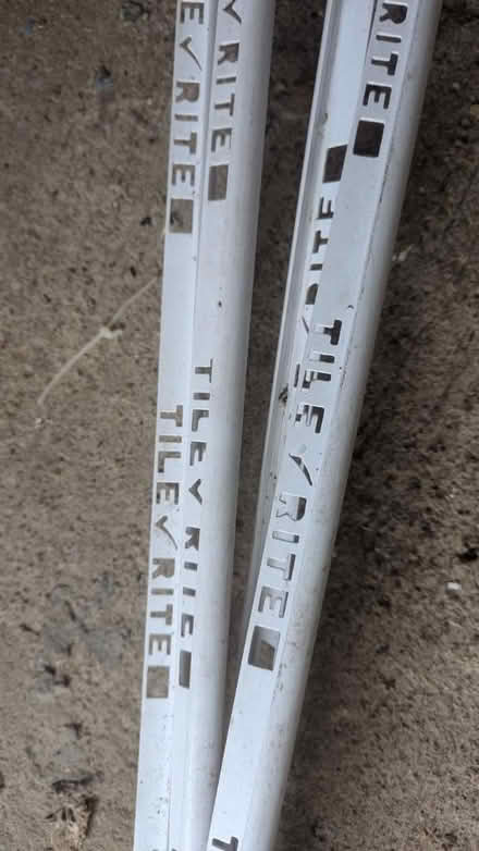 Photo of free Tile edging (Selsdon) #1