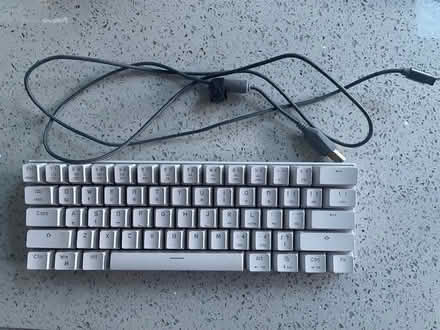 Photo of free USB charged light-up keyboard (Fleetville AL1) #2