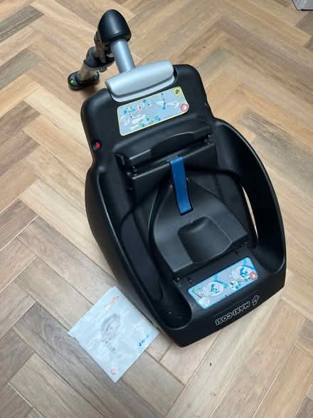 Photo of free Maxi-Cosi EasyFix Isofix car seat base (Millhouses S7) #2
