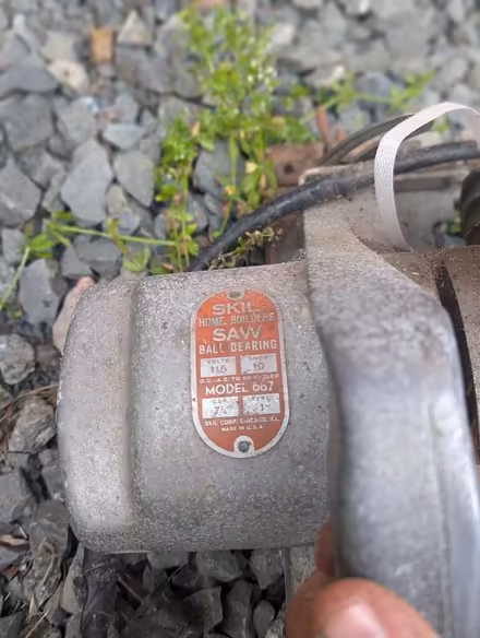 Photo of free Skil circular saw (Shell gas station, Hampton NJ) #2