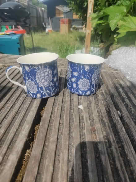 Photo of free V&A coffee mugs (Cheddington, LU7) #1