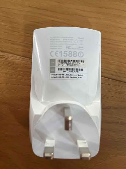 Photo of free TP Link wifi extender (Colliers Wood SW19) #2