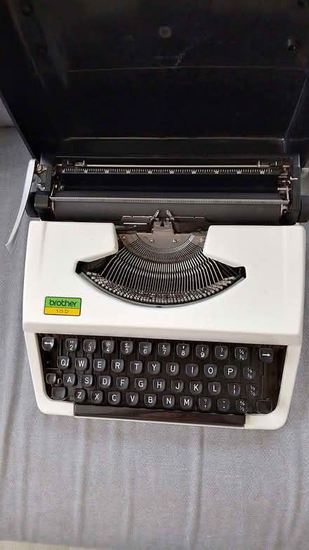 Photo of free Manual typewriter. (Langley Park DH7) #1