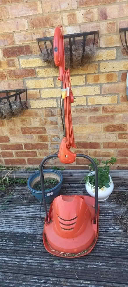 Photo of free Working Lawn mower (UB3) #2