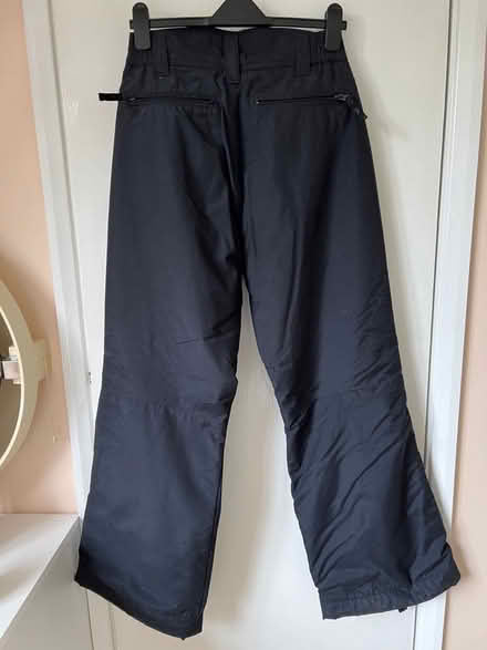 Photo of free Women’s ski trousers size 12/14 (Knotty Green HP9) #2