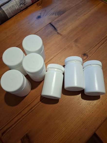 Photo of free Handy plastic pots (Osney OX2) #1