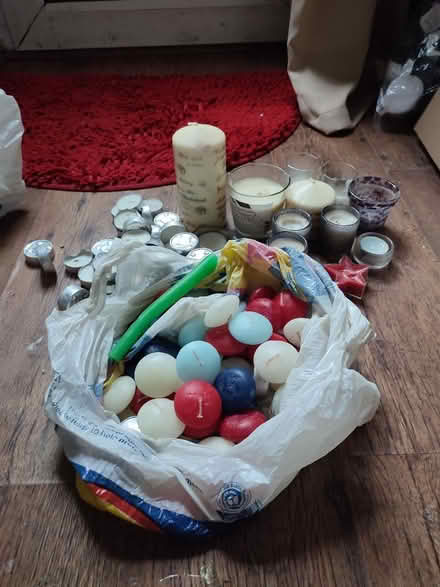 Photo of free Loads Of Candles, Holders, tealights (Burbage LE10) #1