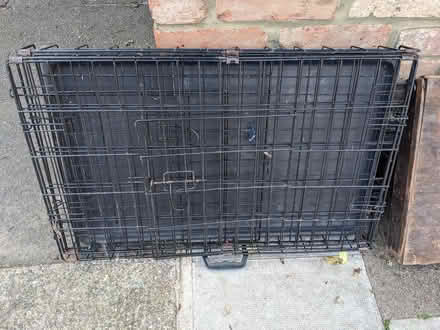 Photo of free Dog cage, medium (Northfields) #1