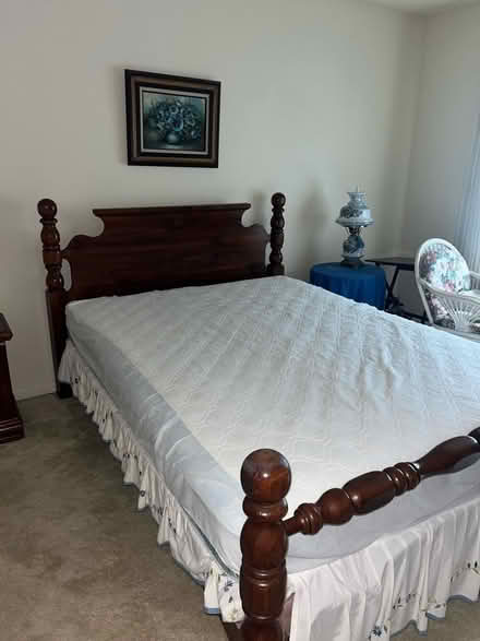 Photo of free Queen bedroom set (Leisure World 20906) #1