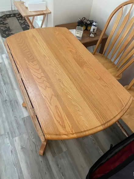 Photo of free Table with 4 matching chairs (Near 115th & Sheridan) #3