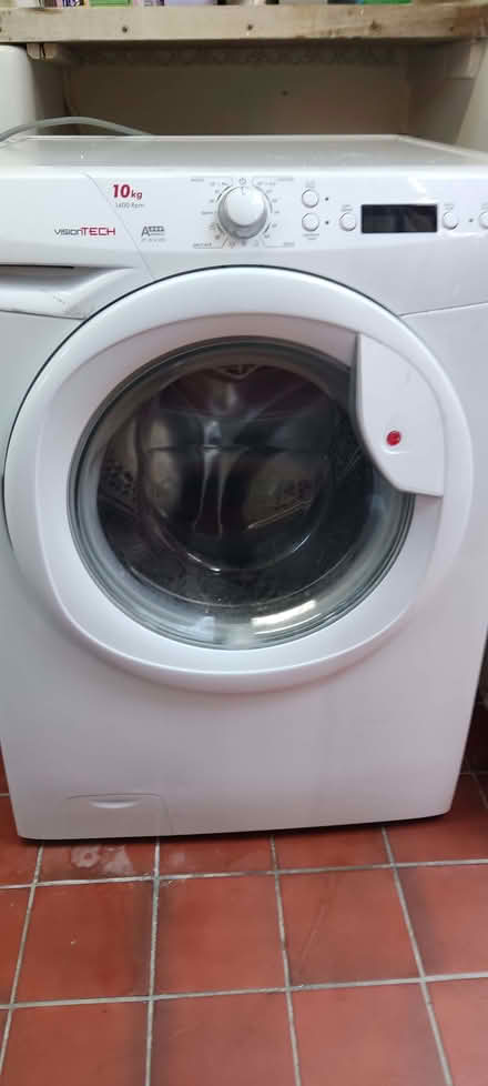 Photo of free Hoover 10kg washing machine not working (Sandilands CR0) #1