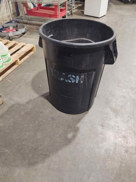 Photo of free Garbage Cans (Fremont) #1