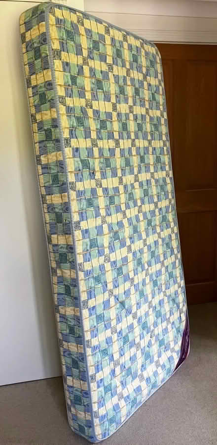 Photo of free Single mattress (Chesham HP5) #1