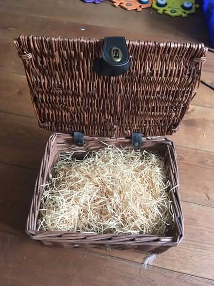 Photo of free Small hamper (Acton Central W3) #2