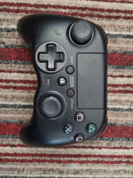 Photo of free Ps4 controller (AL10) #2