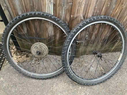Photo of free Trek 4300 mountain bike (S6 - Loxley/Malin Bridge) #3