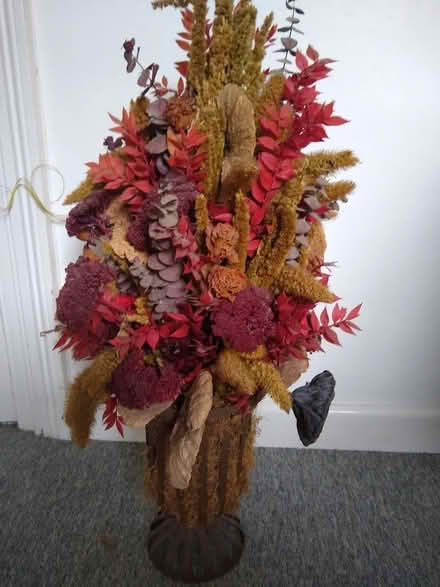 Photo of free Dried flower arrangement (Emsworth PO10) #2