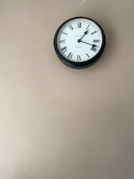 Photo of Kitchen clock (Wheatley OX33) #2