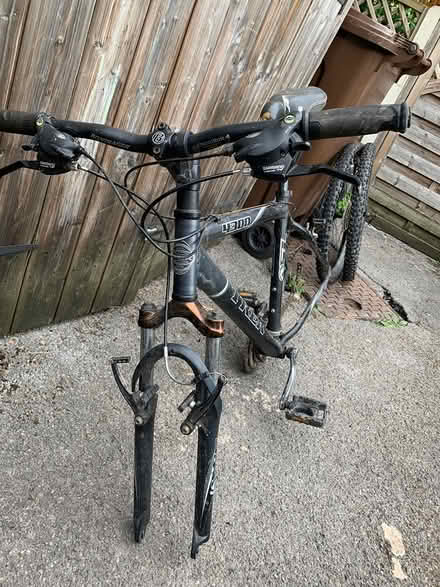 Photo of free Trek 4300 mountain bike (S6 - Loxley/Malin Bridge) #2