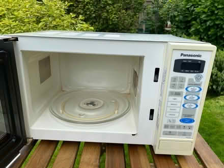 Photo of free Panasonic Microwave Oven 800W (Prestwood HP16) #2