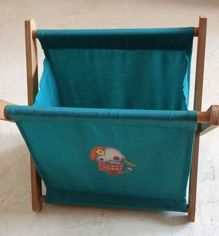 Photo of free Small Magazine Rack (Serangoon) #1