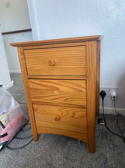 Photo of free 2x bedside tables (LE8) #1