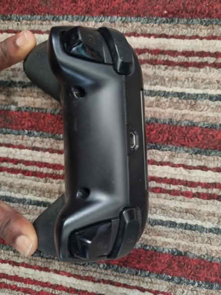 Photo of free Ps4 controller (AL10) #4