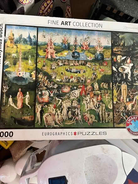 Photo of free 1000 piece jigsaw (Charlton) #1