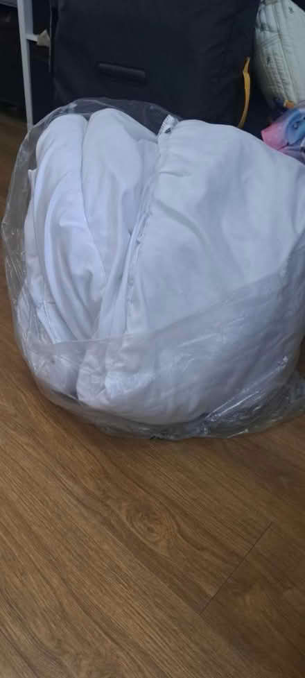Photo of free King size winter duvet (N22 Haringay) #1