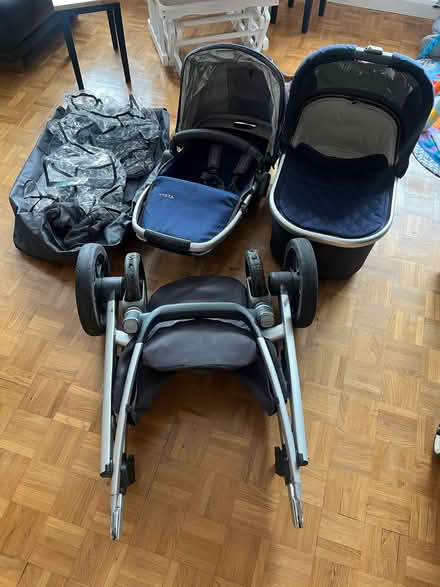 Photo of free Upperbaby Vista pram (with all the extras) (Woking GU21) #4