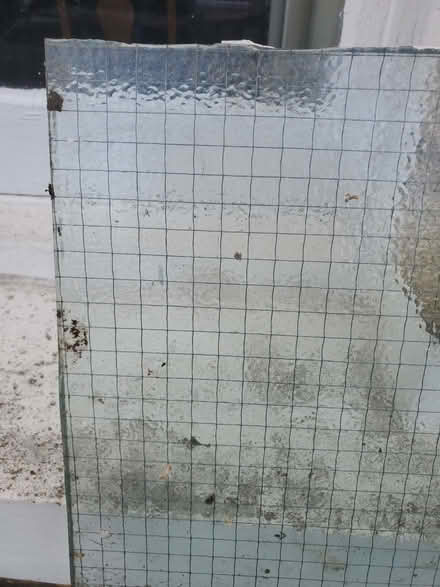 Photo of free Georgian wired glass (Malvern Wells WR14) #1