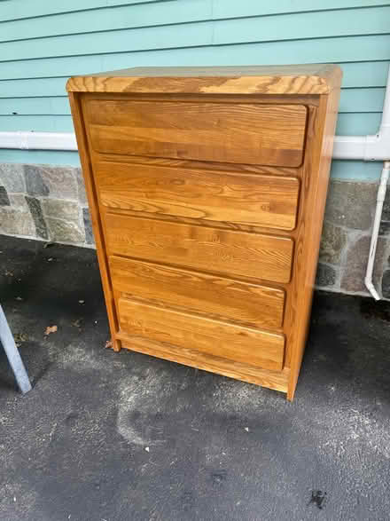 Photo of free 5 drawer dresser (Southeast) #1