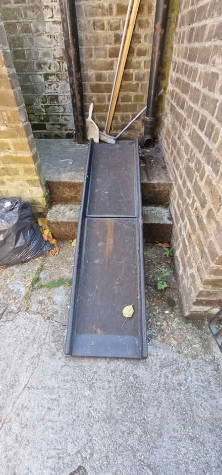 Photo of free Ramp for Dog (Tooting SW17) #1