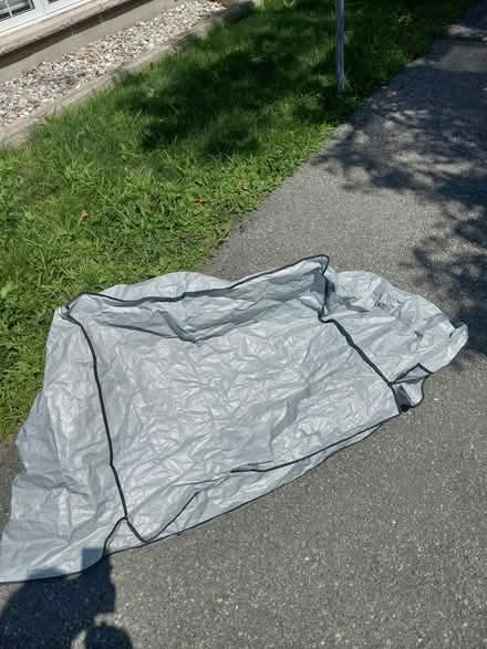 Photo of free Vinyl (AC?) Cover (Near Mlacak Arena) #1