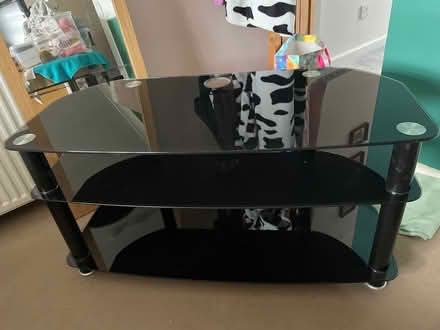 Photo of free TV stand no marks (Enfield EN1) #1