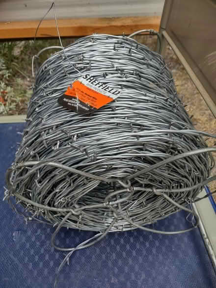 Photo of free Barbed wire (Alb, Tramway/Central) #1
