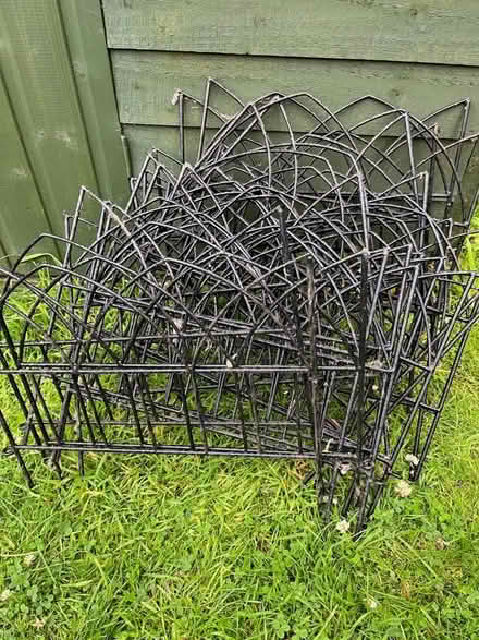 Photo of free flowerbed edging panels (Stroud GL5) #1