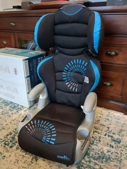 Photo of free Booster seat with back (Eastchester, NY) #1