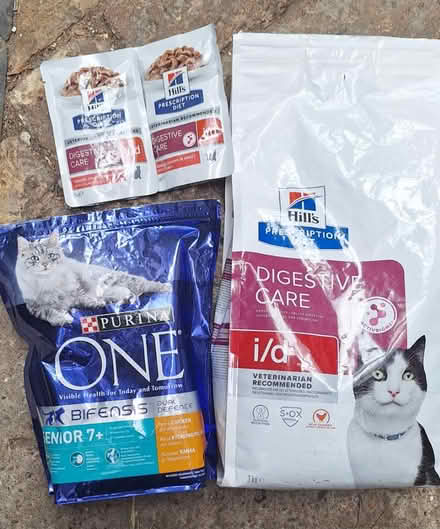 Photo of free Good quality cat food for cat 7+ (Camberwell- SE5) #1