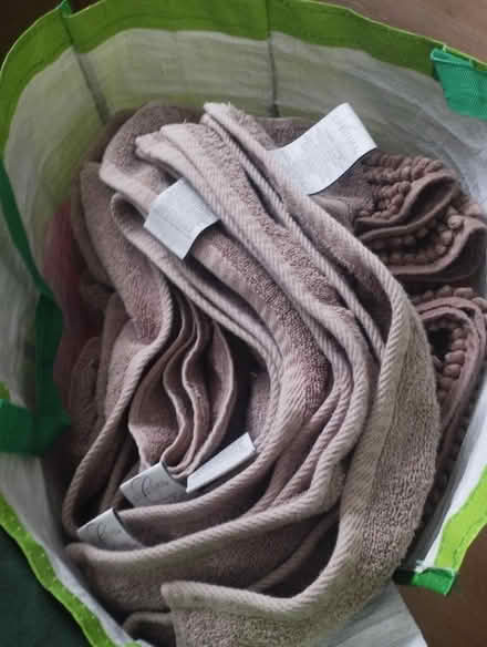 Photo of free Set of 4 large and hair towels (Borehamwood WD6) #1
