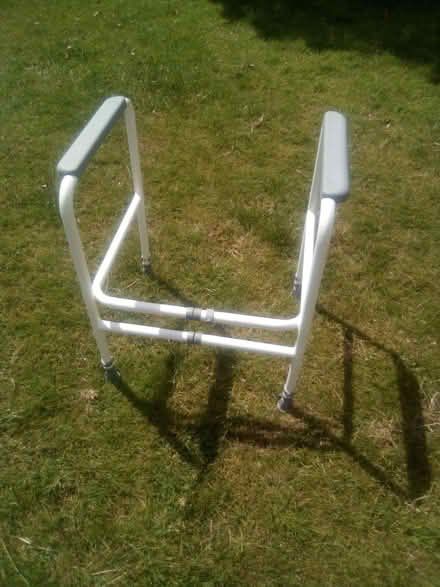 Photo of free Toilet Surround (Bath & North East Somerset) #1