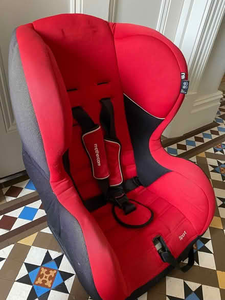 Photo of free Car Seat (Wandsworth Common SW12) #1