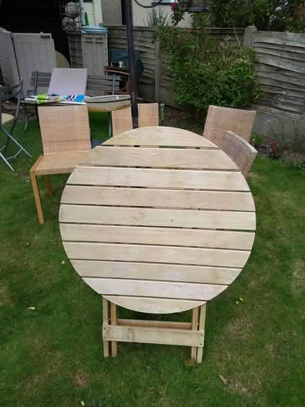 Photo of free Circular folding table (Broomfield Chelmsford CM1) #2