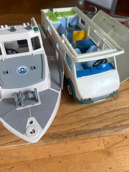 Photo of free Playmobile Toys/pieces/fugures (Forest Hills, Queens) #3